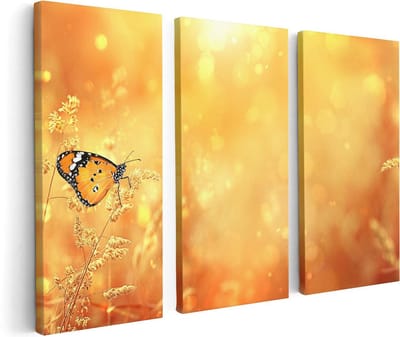 Artaza Canvas Schilderij Drieluik Oranje Vlinder In Het Oranje Veld - 120x80 cm - Wanddecoratie Woonkamer - Schilderijen - Muurdecoratie