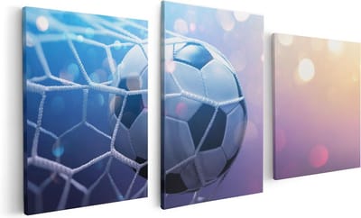 Artaza Canvas Schilderij Drieluik Voetbal Bal Door Het Goal Heen - 120x60 - Foto Op Canvas - Canvas Print