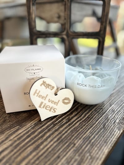 Creaties van Hier - Sojakaars hartje Rock this Day met houten hartje - 11 cm - Glas