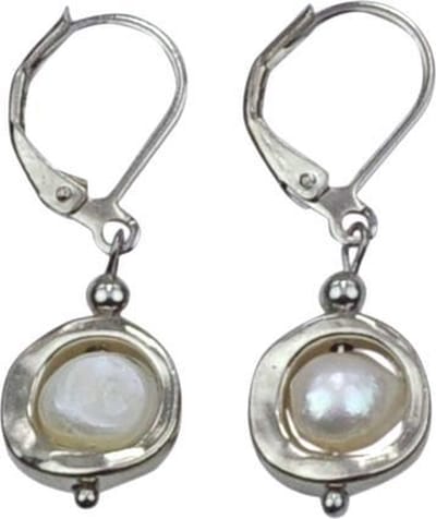 Zoetwater parel oorbellen Pearl Geometric - oorhangers - echte parels - wit - zilver - luxe sieraden zakje - parel oorbellen dames