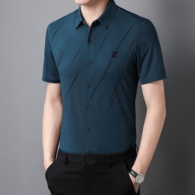 Kort Mouw Nieuw Naadloos Heren Shirt Trendy Jong en Middelbare Leeftijd Zakelijk Effen Kleur Dunne Shirt 4XL black