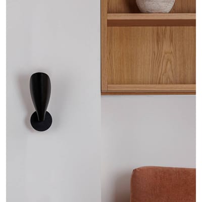 FARO BARCELONA Liggera wandlamp, zwart, staal, breedte 10,3 cm