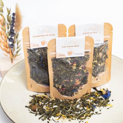 Het Theeplankje Giftset Theeproeverij 'Vier het Leven' - thee cadeau, cadeau verjaardag, thee pakket, thee cadeaupakket, thee geschenkset, thee gift, kerstcadeau