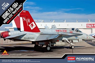 Academy Modelbouwpakket Militaire voertuigen - 12627 McDonnell Douglas USMC F/A-18A+ Hornet - VMFA-232 Red Devils - Amerikaans Straaljager Plastic - 1:144 - Modelbouw