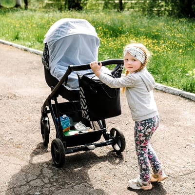 Muggennet voor kinderwagen - 150*50 cm - Insectennet voor kinderwagen - Ademend - Zonnescherm - Eenvoudig te installeren - Verstelbaar - Geschikt voor kinderwagens/riksja's - Universeel - Wit