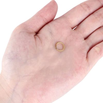 Chirurgisch Stalen Ring Piercing - Twist -Diameter 6 mm - Dikte 1.2mm - Ringetje geschikt voor Helix, Tragus, Septum, Lip, Neus & wenkbrauw piercing- goudkleurig