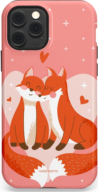 Casetastic Hoesje Geschikt voor Apple iPhone 12/12 Pro Magsafe - Stijlvolle Beschermende Duo-layer Case - Vossenzoen