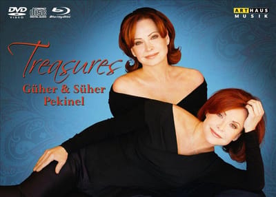 Treasures [Blu-Ray+DVD+CD]