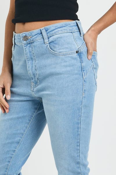 boohoo Dames Petite Hoge Taille Billen Liftende Skinny Jeans | Light Wash | Maat: 14