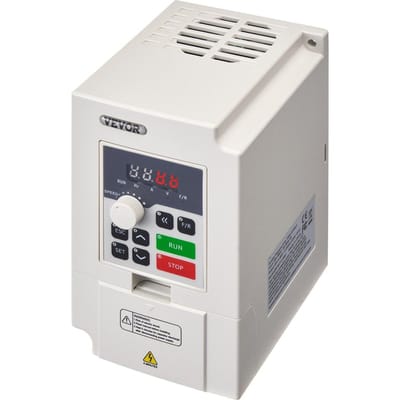 VFD 3PK 2,2KW 5A 3-Fase AC 380V Ingang naar 3-Fase 0-380V Uitgang 0-2000Hz