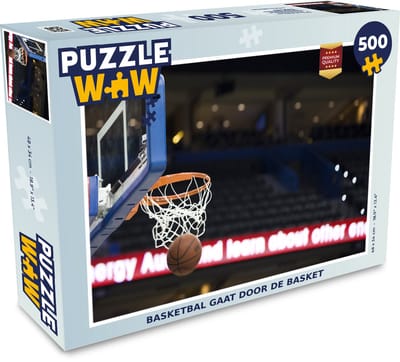 Puzzel Basketbal gaat door de basket - Legpuzzel - Puzzel 500 stukjes