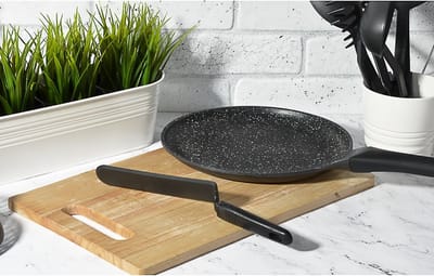 Satoshi Noir Cake Spatel