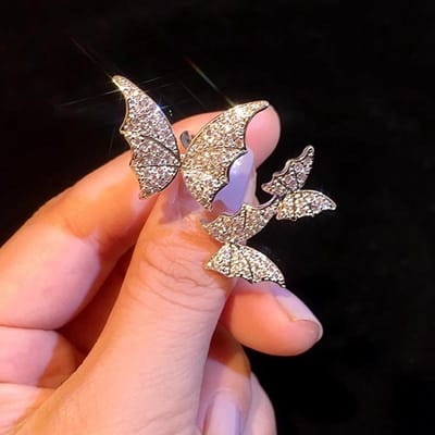 Huitan Schitterende Vlinderringen voor Vrouwen Bling Bling Kristal Zirkonia Dierlijke Openingsringen Bruiloft Feest Mode Sieraden resizable gray