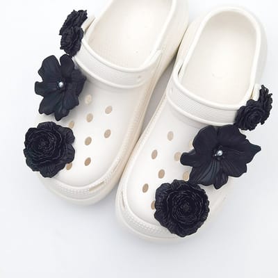 Schoenaccessoires-geschikt voor crocs charms- geschikt voor crocs pins- geschikt voor crocs Accessoires- geschikt voor Crocs Jibbitz-8 zwarte boeketten