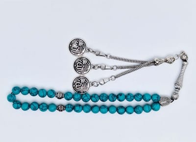 Handgemaakte tesbih klassiek - "Tasbih" natuursteen " Howliet groen" - Aantal kralen 33 - Diameter kralen 8 MM - met metaal tassel "Allah jala jalaluh" - Een mooi cadeau-idee
