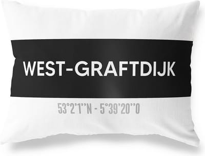 Tuinkussen WEST-GRAFTDIJK - NOORD-HOLLAND met coördinaten - Buitenkussen - Bootkussen - Weerbestendig - Jouw Plaats - Studio216 - Modern - Zwart-Wit - 50x30cm