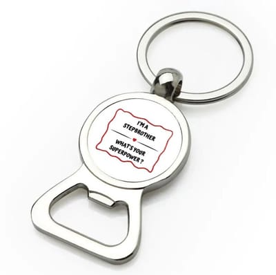 Akyol - i'm a stepbrother what's your superpower? flesopener - Broer - super stiefbroer - verjaardag - cadeautje voor broer - broer artikelen - kado - geschenk - 9 bij 3 cm