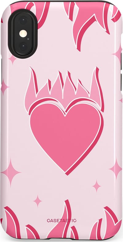 Casetastic Hoesje Geschikt voor Apple iPhone X/Xs - Stijlvolle Beschermende Duo-layer Case - Hartenvuur