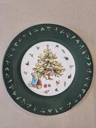 Peter Rabbit Kerst bordjes 4 ass