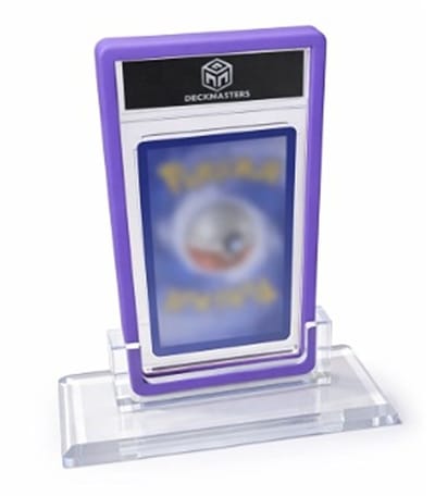 Deckmasters - Acryl Standaard voor PSA Slabs – Inclusief Acryl Slab & Paarse Slab Guard / slab bumper – Kaarthouder voor Trading Cards – slab beschermer – PSA display