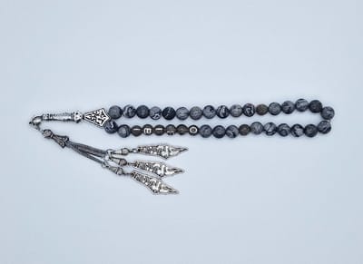 Handgemaakte naam tasbih 33 Kralen Natuursteen “ Map Jaspe” - met metaal tassel “Palestina"- Met je naam of de naam van uw geliefde- 8 mm diameter van de korrel