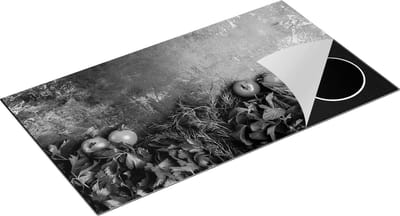 Chefcare Inductie Beschermer Groene Sla met Tomaten op Grijze Marmer - Zwart Wit - 95x50 cm - Afdekplaat Inductie - Kookplaat Beschermer - Inductie Mat