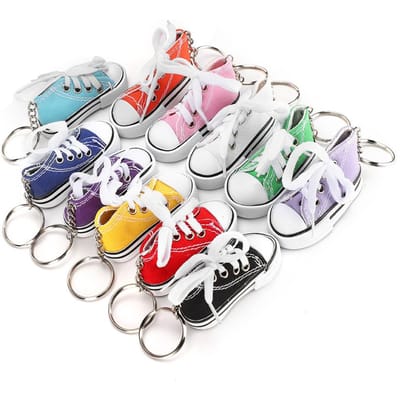 Lot de 11 mini porte-clés en forme de chaussures de sport, décoration à suspendre pour sacs rouge