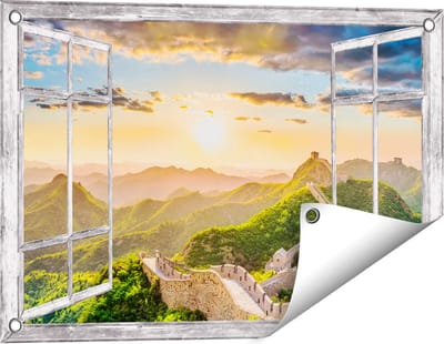 Gards Tuinposter Doorkijk De Chinese Muur door de Bergen met Zon - 60x40 cm - Tuindoek - Tuindecoratie - Wanddecoratie buiten - Tuinschilderij