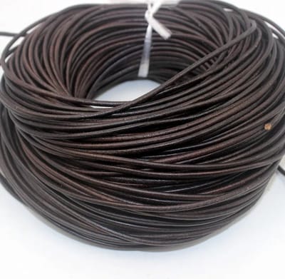 WiseGoods Luxe DIY Leder Koord 2M - Hobby Accessoires - Retro Touw Voor Sieraden - Ketting / Armband Knutselen - Bruin Rond 1.5mm