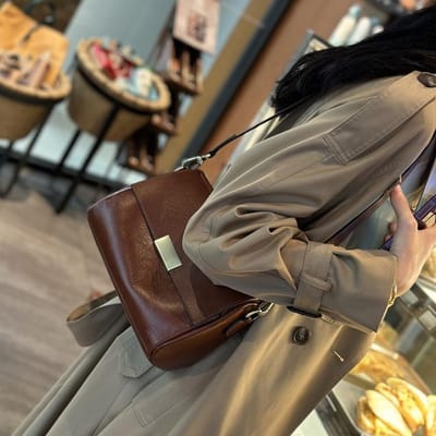 Echt Lederen Tas voor Dames Nieuwe Onderarmtas voor Dames Mode Retro Crossbody Tas Niche Enkele Schouder Dames Tas Koeienhuid Leer 24cm*10cm*17cm gray