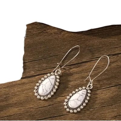 Aramat Jewels | Oorhangers | Boho Druppel Oorhangers met Steen | Wit | | | | | Verkleurd niet