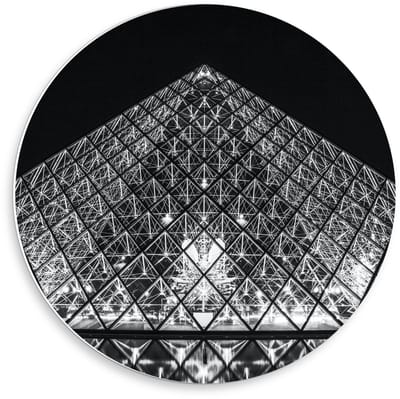Forex Wandcirkel - Louvre- Parijs (zwart/wit) - 50x50cm Foto op Wandcirkel (met ophangsysteem)