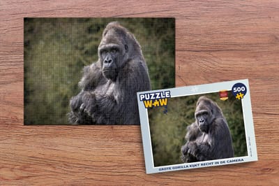 Puzzel Grote Gorilla kijkt recht in de camera - Legpuzzel - Puzzel 500 stukjes