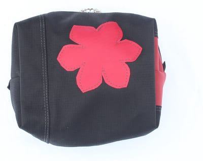 Recycle accessoires tasje | Procean | Rode bloem