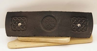 Leren zwart haarclip levensboom met 2 eeuwige knopen - lederen keltische haarclips - leren celtic haarclip - lederen haarclips - grote vrouwen haarclips - haarspelden voor dik haar - haarspelden voor lang haar - haarspeld kort haar