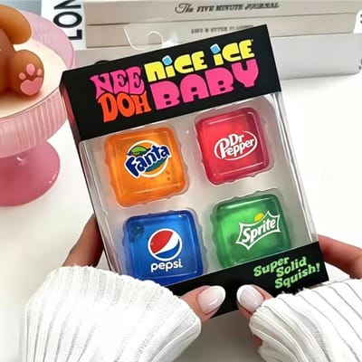 Needoh Leuke IJsklontje Fidget Speeltjes Langzame Terugslag Squishy Speeltjes Stressverlichter Mini 4-Pack Set Angst Focus Sensorische Kubus Cadeaus Nieuw