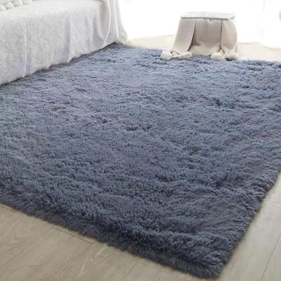 Hoogpolig Fluffy Tapijt 120 x 160 cm, Antislip en Wasbaar, Modern Zacht Tapijt voor Woonkamer, Slaapkamer en Kinderkamer in Zilvergrijs
