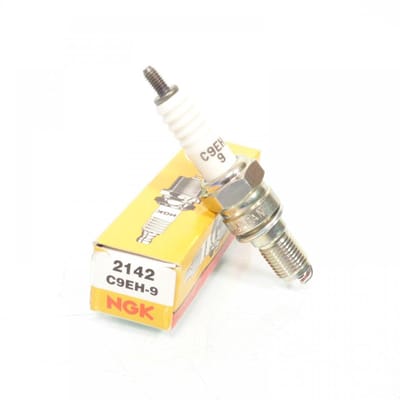 Bougie d'allumage NGK pour Moto Honda 600 CBF HORNET PC34 PC36 1998 à 2014 C9EH-9 / 2142 Neuf
