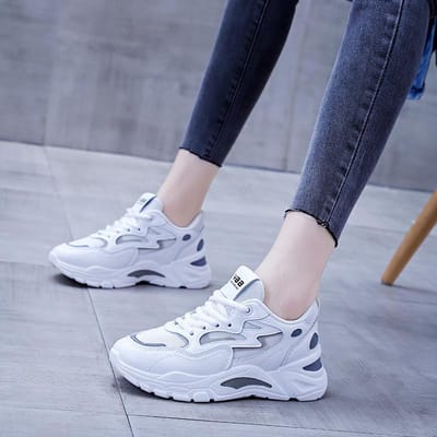 Lente Nieuwe Koreaanse Versie van Ins Daddy Schoenen Vrouwelijke Studenten Mesh Dikke Zool Sportschoenen Dames Street Shooting Casual 40 white