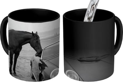 Magische Mok - Foto op Warmte Mokken - Koffiemok - Paard - Auto - Zwart - Wit - Magic Mok - Beker - 350 ML - Theemok