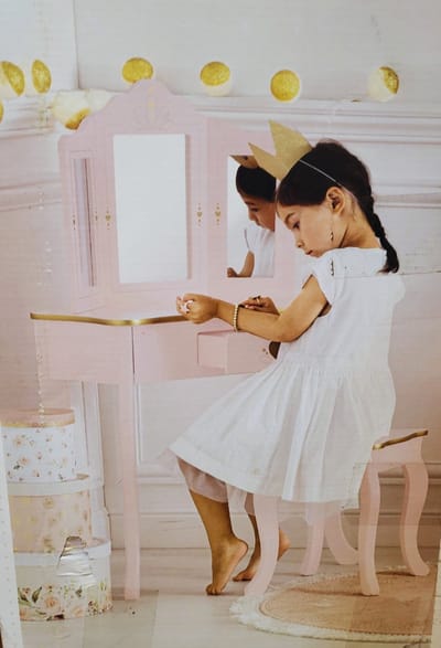 Atmosphera Kids Sisi Kaptafel - Tafel hartje met krukje - Lichtroze met gouden afwerking