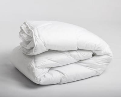 Hoogwaardige 4-Seizoen Tweepersoons Dekbed | 200x200 | Comfortabel En Zacht | Drukknopen