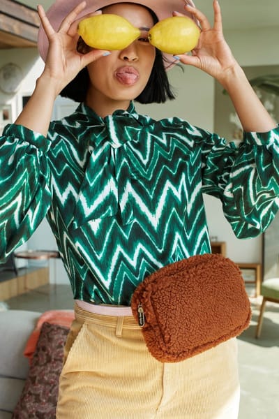 The Sticky Sis Club Fanny Bag Schoudertas Teddy Bruin