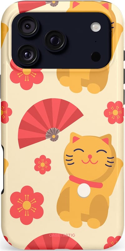 Casetastic hoesje geschikt voor Apple iPhone 17 Pro Max - MagSafe - Dubbellaagse bescherming - Japanse Poezenvreugde - Lucky Cats - Fashion Case - Crème Geel Rood