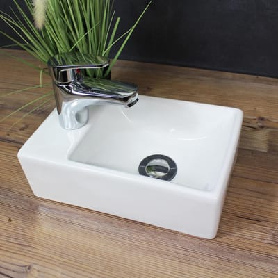 Wastafel Keramiek - Gasten WC Wasbak - Kleine Ruimtes - Wandmontage Ophangbaar - 29.5 x 18.5 cm - Wit