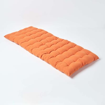 Homescapes Tuinbank Kussen – Oranje – 2 Zitter Zitkussen – 108x42 cm – 100% Katoen – Wasbaar – Comfortabel & Stevig