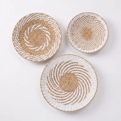 Niloc Boho Weave Wanddecoratie – Set van 3 Wandschalen – Gevlochten Wandmanden – Naturel & Wit – Bohemian Muurdecoratie – 40, 35 & 30 cm