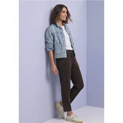 Corduroybroek met Slim Leg-pijpen en een Loose Fit-pasvorm