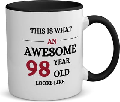 Akyol - this is what an awesome 98 year old looks like koffiemok - theemok - zwart - Hoera 98 jaar - iemand die 98 jaar is geworden - de jarige - verjaardagscadeau - kado - geschenk - gift - leuke verjaardagscadeau - felicitatie - 350 ML inhoud