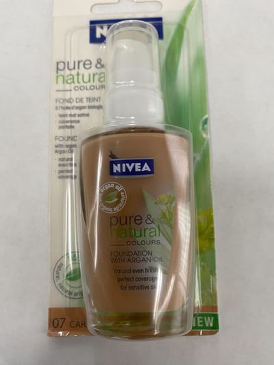 Nivea - Pure & Natural Foundation met Argan Oil 07 Caramel
